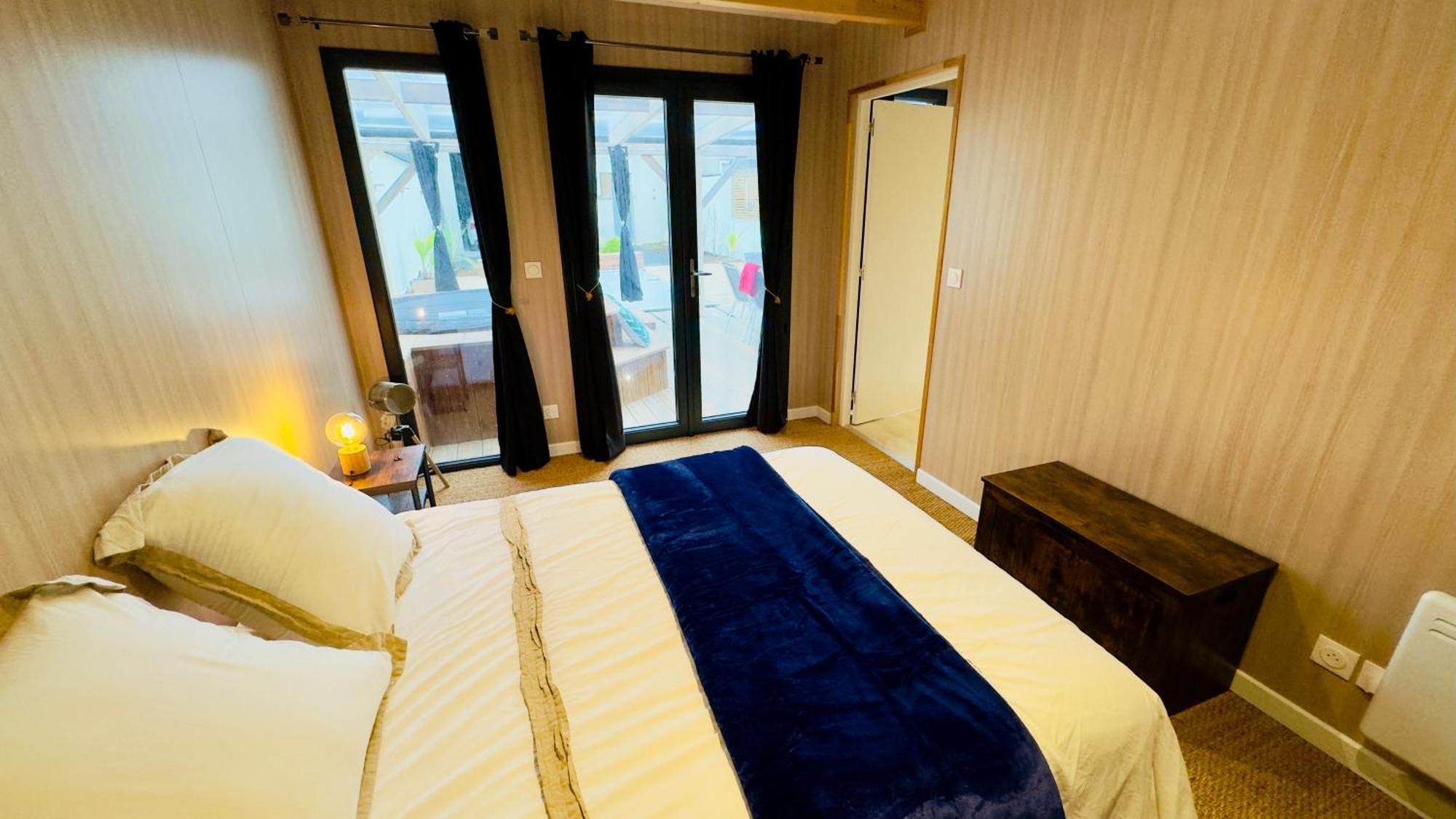 Le 627 Hotel Saumur Luaran gambar